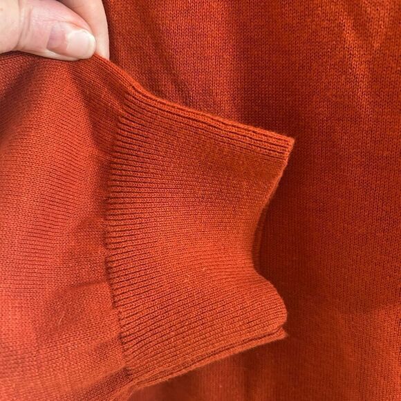 New Izod Burnt Orange Pullover V-neck Sweater Soft Stretch Business Casual XL - Picture 6 of 9